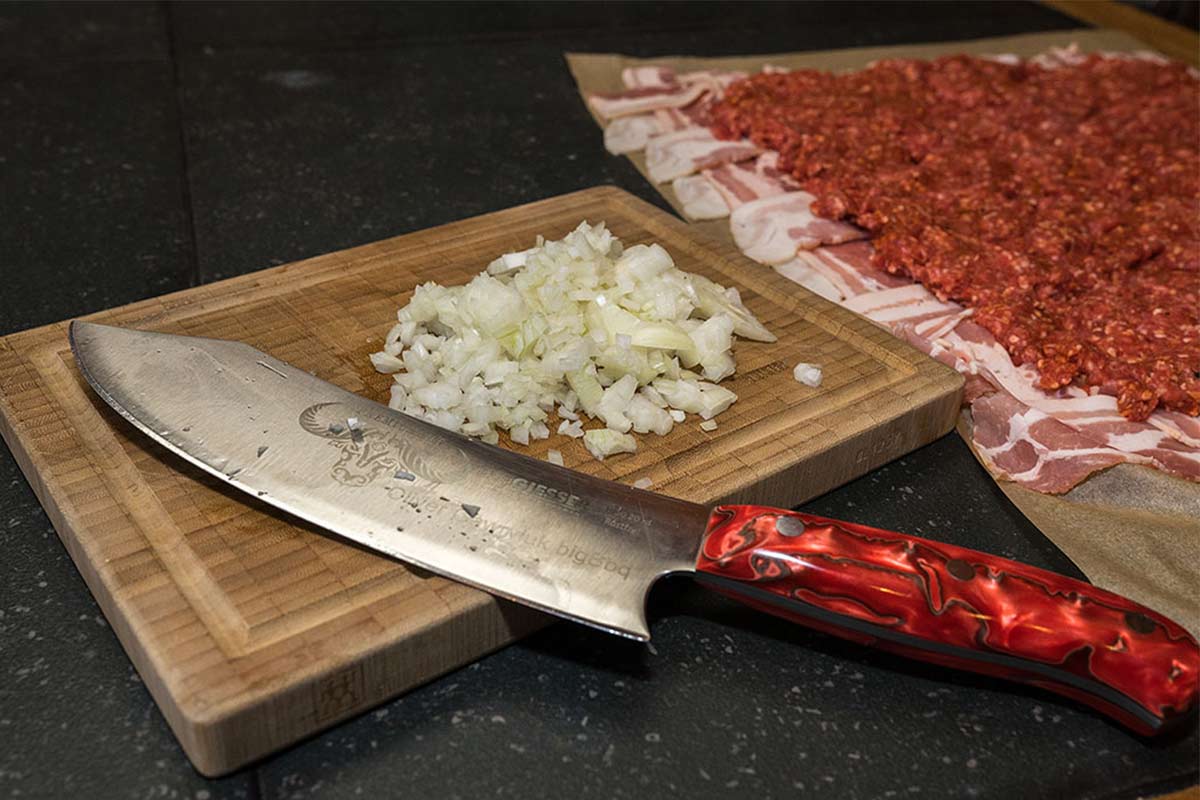 Zwiebeln vorbereiten